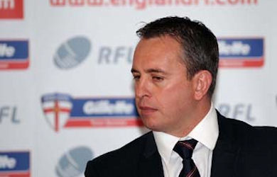 McNamara names England squad