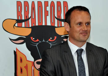 Bradford chairman backs Cummins on Whitehead