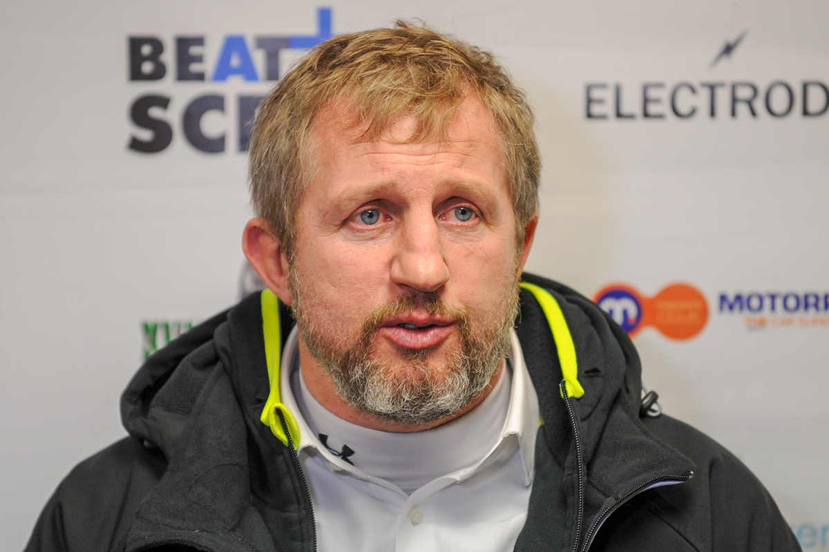 Denis Betts returns to rugby league with Newcastle