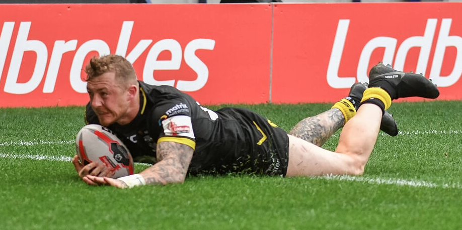 Five things we learned: Charnley for England, Leeds in crisis, RFL sales headache