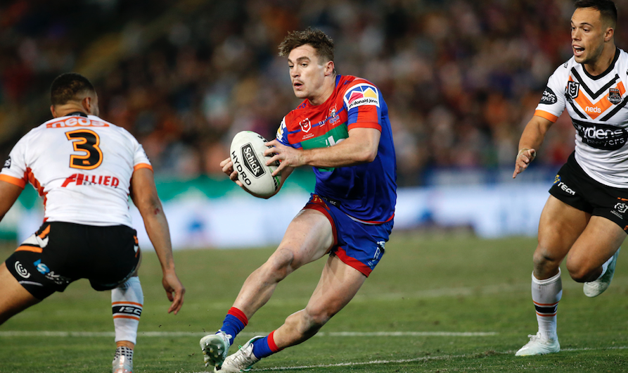 Connor Watson signs contract extension with Newcastle Knights