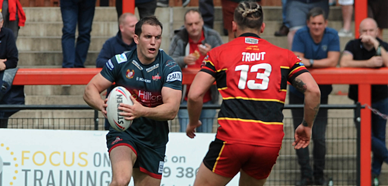 Whitehaven sign former Leigh forward Andy Thornley